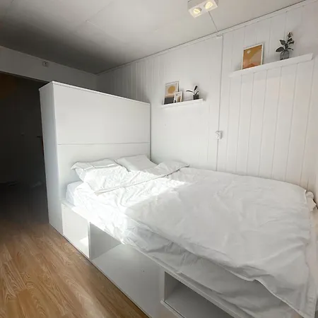 아파트 Lovely, Bright In Great Location *